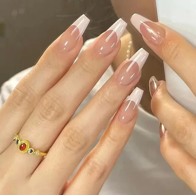 24 Pcs Gradient Nails Art Collection Press on Nails Artificial Fingernails Customize Candy False Nails for Everydaywear 3096