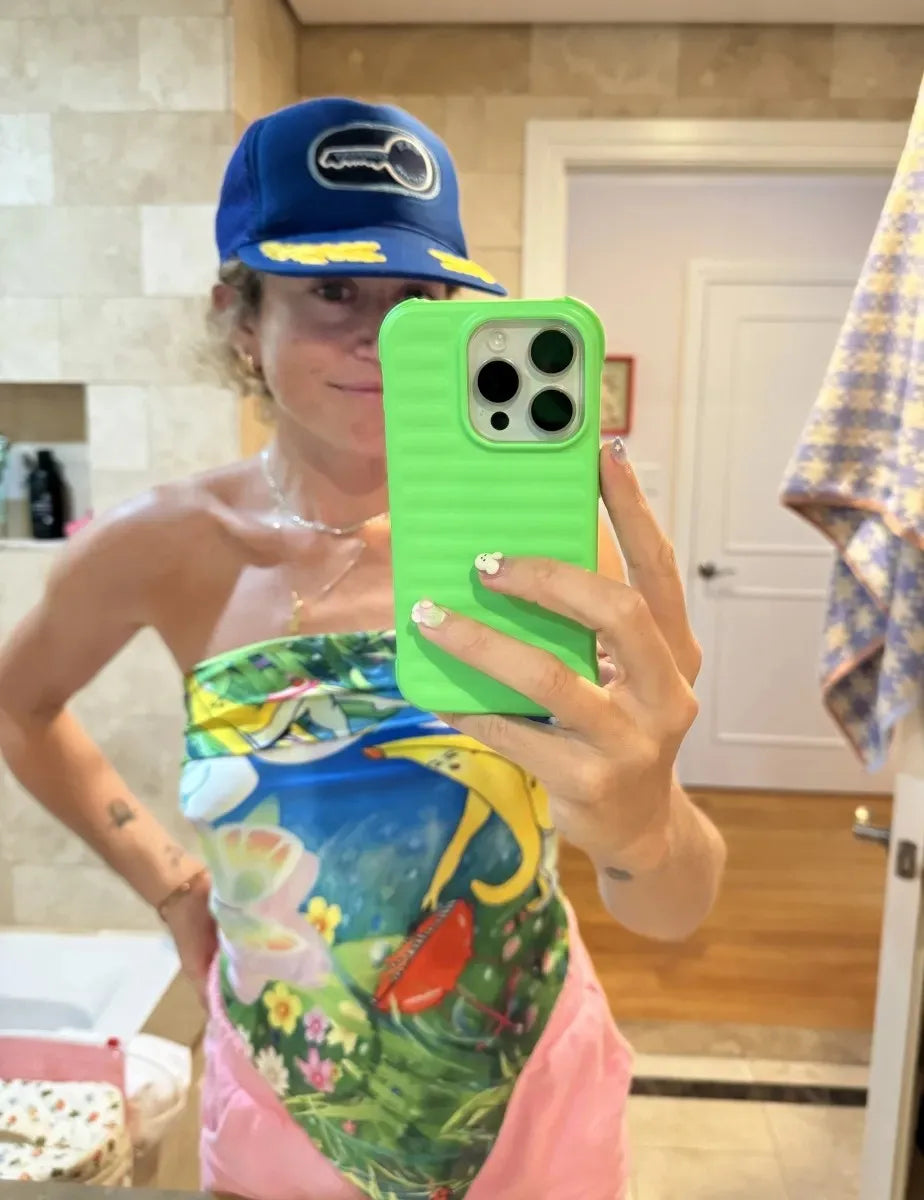 Hard Corrugated Pattern Mobile Cover Wireless Charge Magnetic 3D Luggage Design Phone Case for iPhone 16 15 14 Pro Max Plus