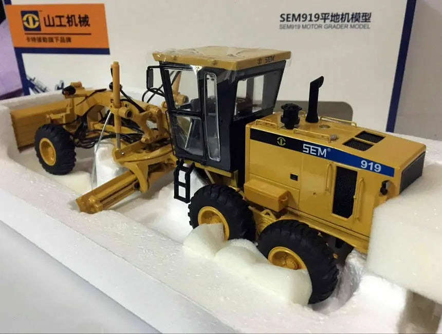 SG Model SEM919 Motor Grader Construction Machinery 1/35 Scale DieCast Model New