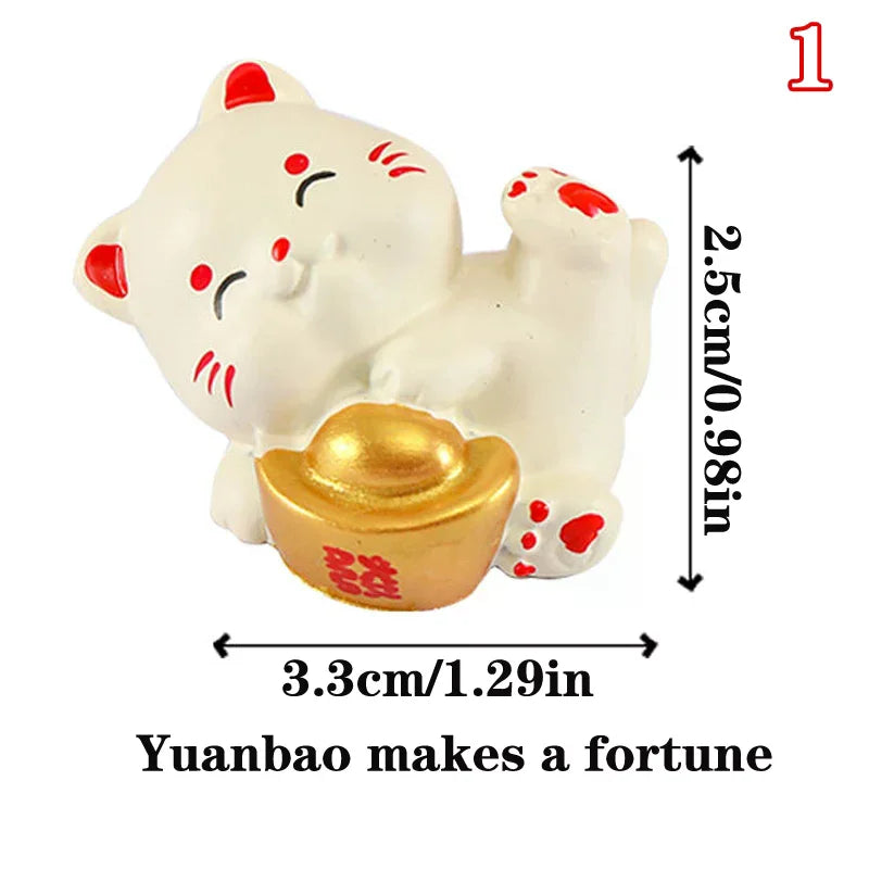 Cartoon Lucky Cat Decorative Accessories Environmental Resin Car Ornaments Mini Landscape