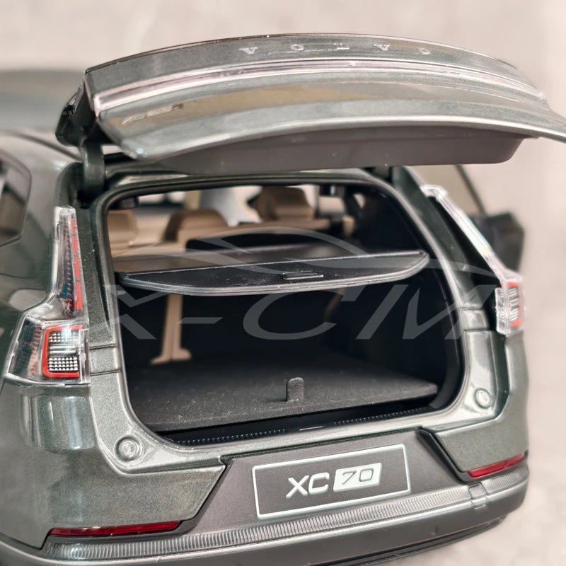 1/18 Diecast Model Car Model XC70 Gifts for Collectors