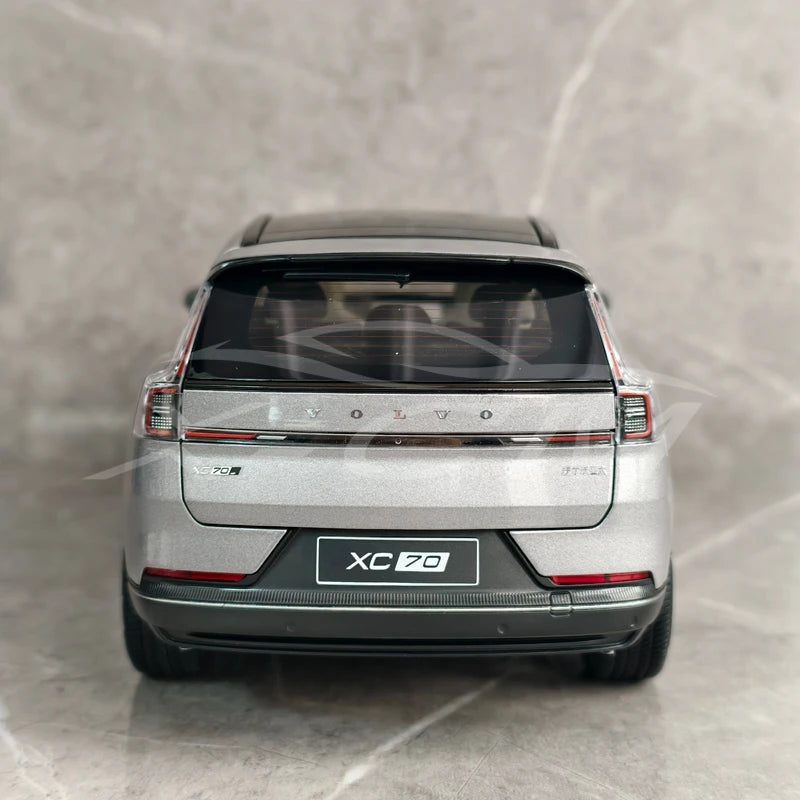 1/18 Diecast Model Car Model XC70 Gifts for Collectors