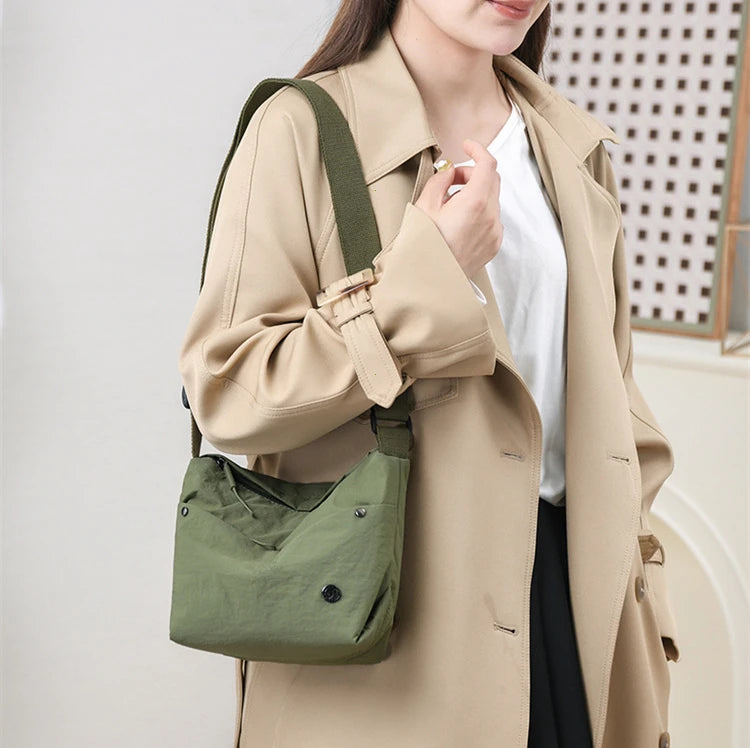 Ultra-light Nylon Crossbody Bag for Women Adjustable Wide Strap Lightweight Women's Bag Zipper Closure Stylish Messenger Bag