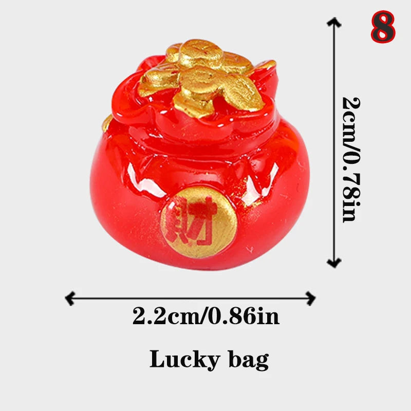 Cartoon Lucky Cat Decorative Accessories Environmental Resin Car Ornaments Mini Landscape