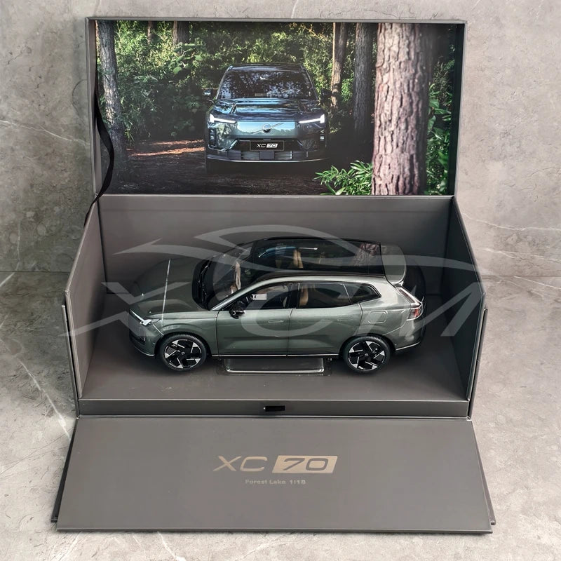 1/18 Diecast Model Car Model XC70 Gifts for Collectors