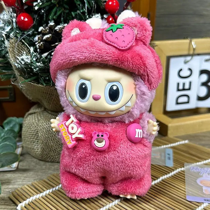 17cm Strawberry Bear Labubu sit Sit party clothes Labubu Heartbeat Macaron pendant clothes replacement Collectible Art