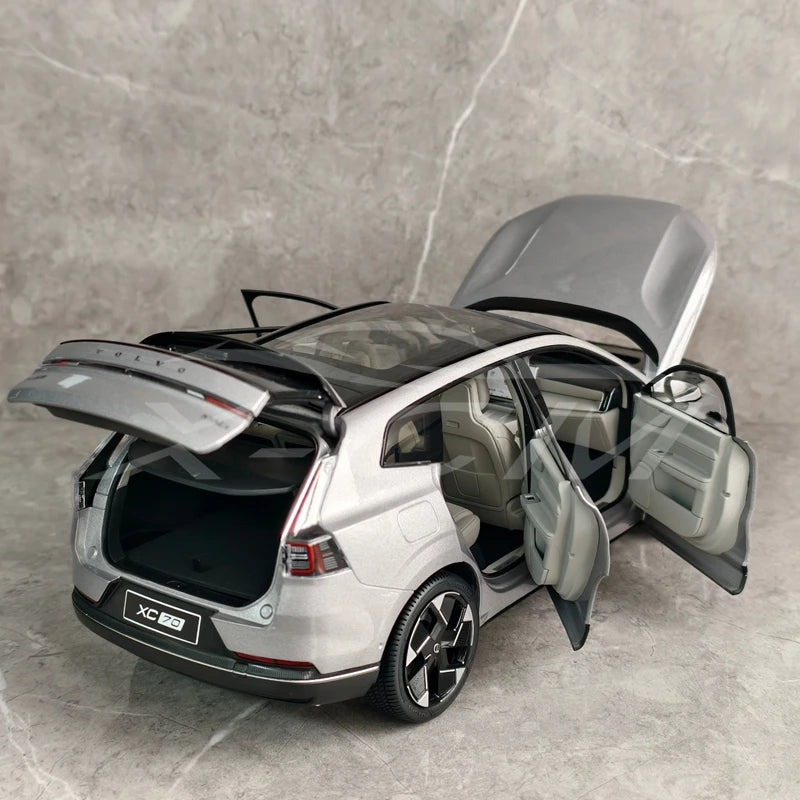 1/18 Diecast Model Car Model XC70 Gifts for Collectors