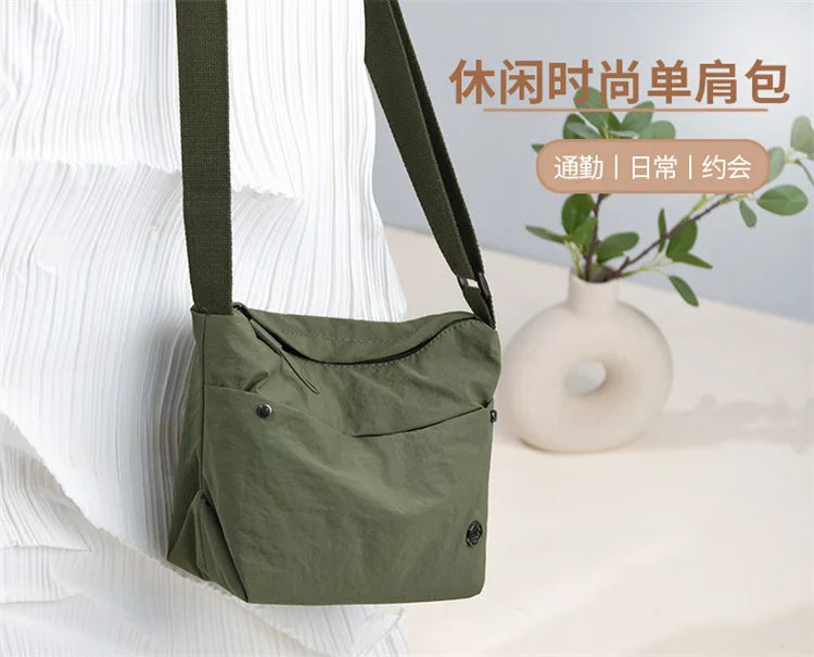Ultra-light Nylon Crossbody Bag for Women Adjustable Wide Strap Lightweight Women's Bag Zipper Closure Stylish Messenger Bag