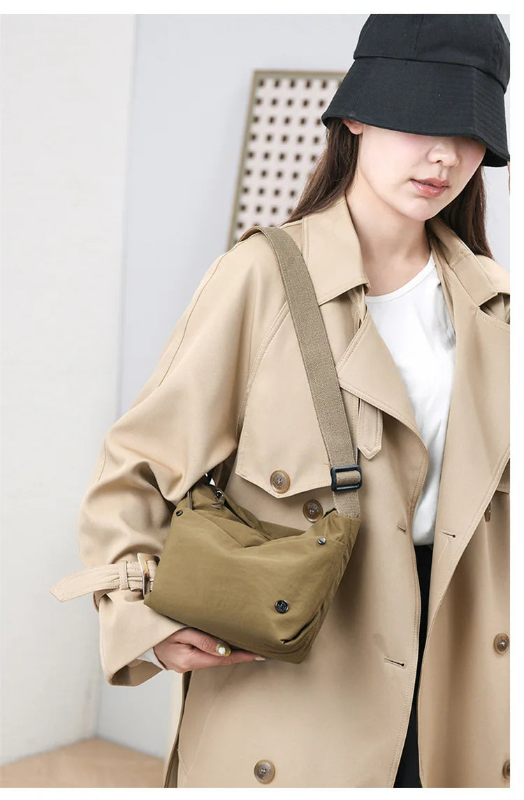 Ultra-light Nylon Crossbody Bag for Women Adjustable Wide Strap Lightweight Women's Bag Zipper Closure Stylish Messenger Bag