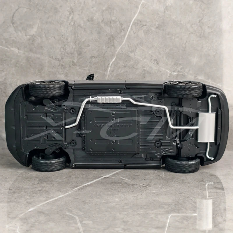1/18 Diecast Model Car Model XC70 Gifts for Collectors
