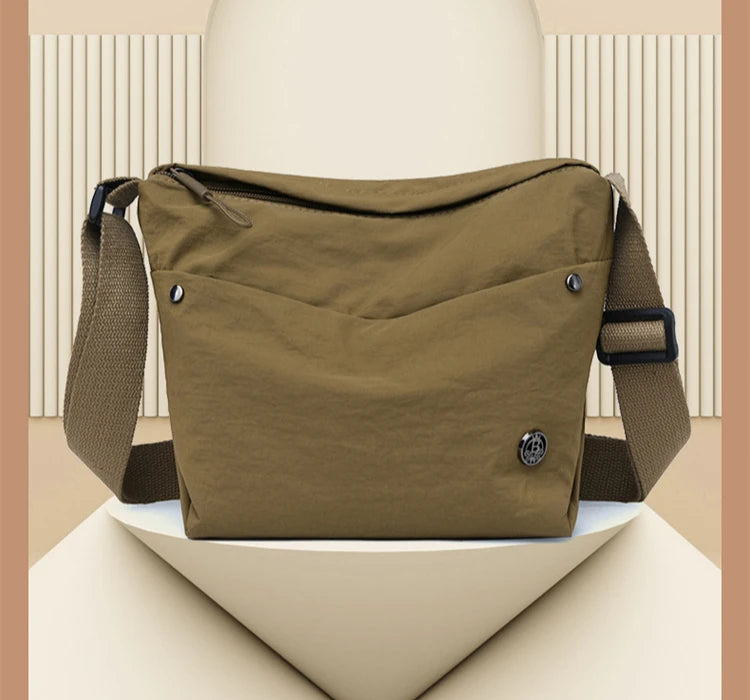 Ultra-light Nylon Crossbody Bag for Women Adjustable Wide Strap Lightweight Women's Bag Zipper Closure Stylish Messenger Bag